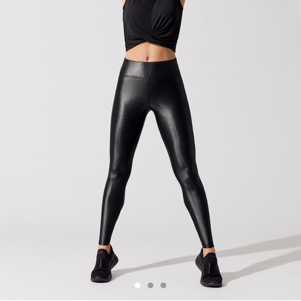 Carbon38 7/8 legging in takara shine black